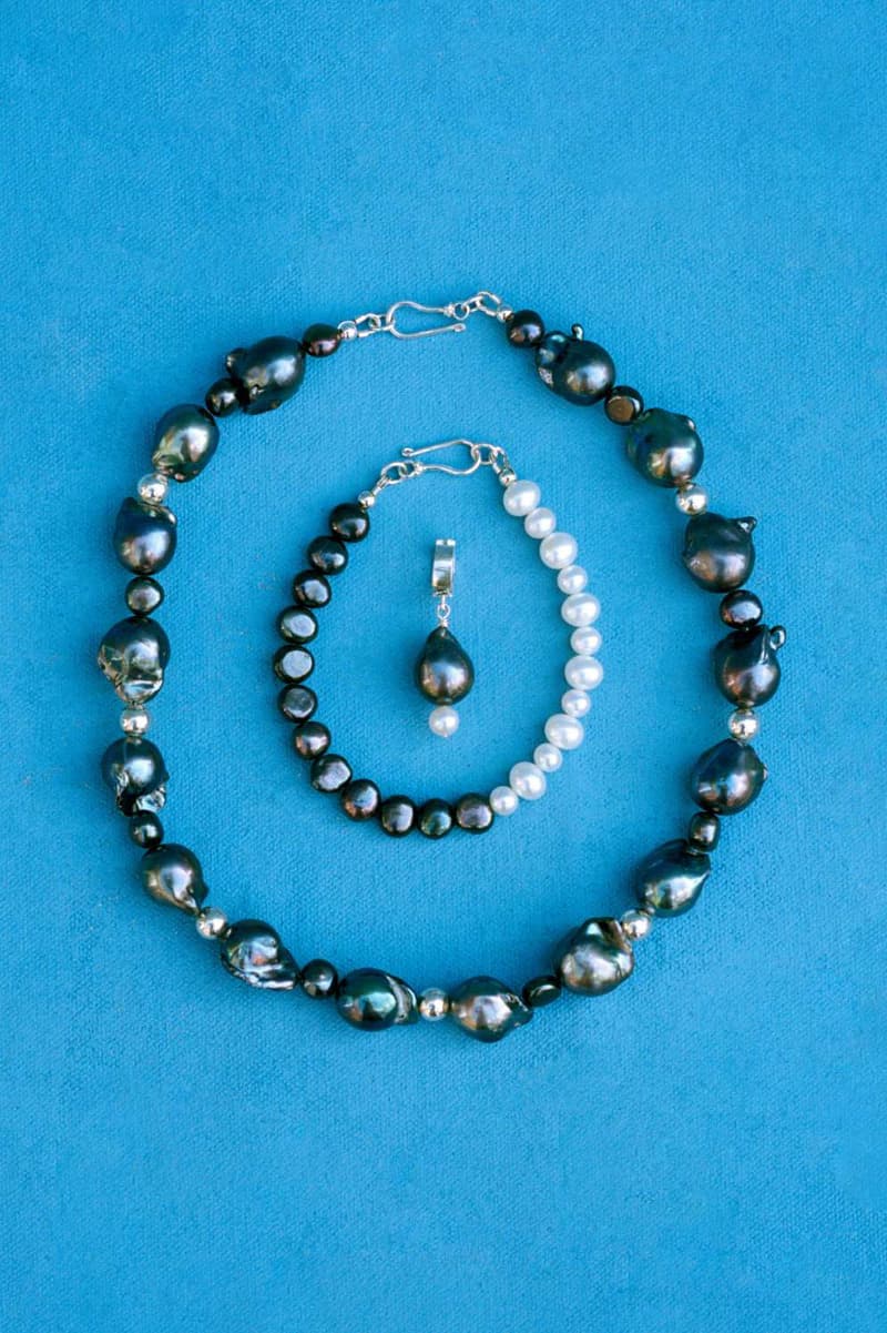 A Sinner in Pearls New London Jewelry Brand Men in Pearl Necklaces Bracelets Earrings Drops