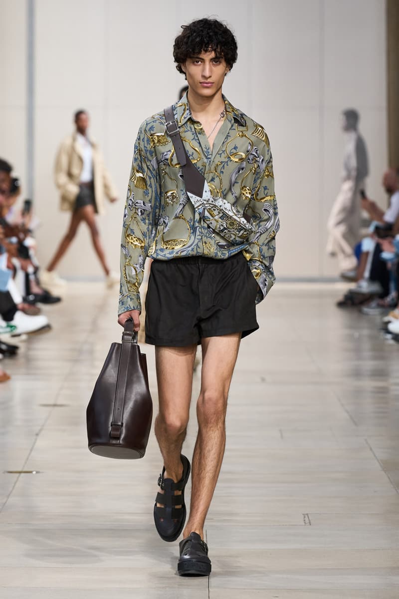 Hermès Spring Summer 2024 Paris Fashion Week Runway Show SS24 Véronique Nichanian Menswear Birkin Bags