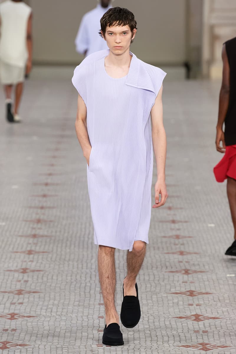HOMME PLISSÉ ISSEY MIYAKE Spring Summer 2024 Runway Show Paris Fashion Week SS24 Collection