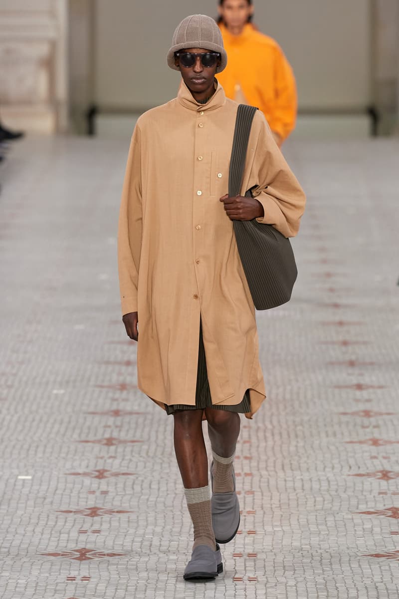 HOMME PLISSÉ ISSEY MIYAKE Spring Summer 2024 Runway Show Paris Fashion Week SS24 Collection