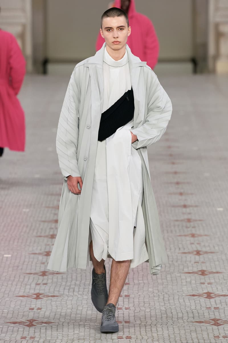 HOMME PLISSÉ ISSEY MIYAKE Spring Summer 2024 Runway Show Paris Fashion Week SS24 Collection
