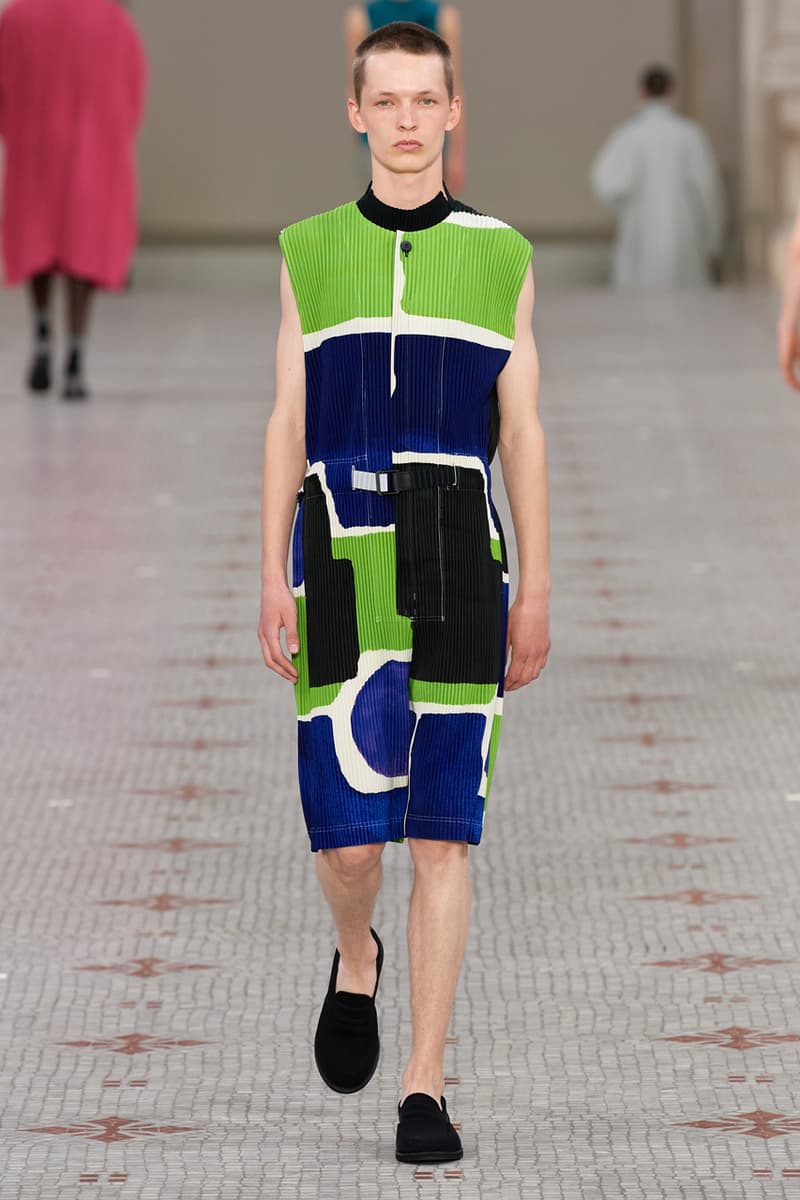 HOMME PLISSÉ ISSEY MIYAKE Spring Summer 2024 Runway Show Paris Fashion Week SS24 Collection