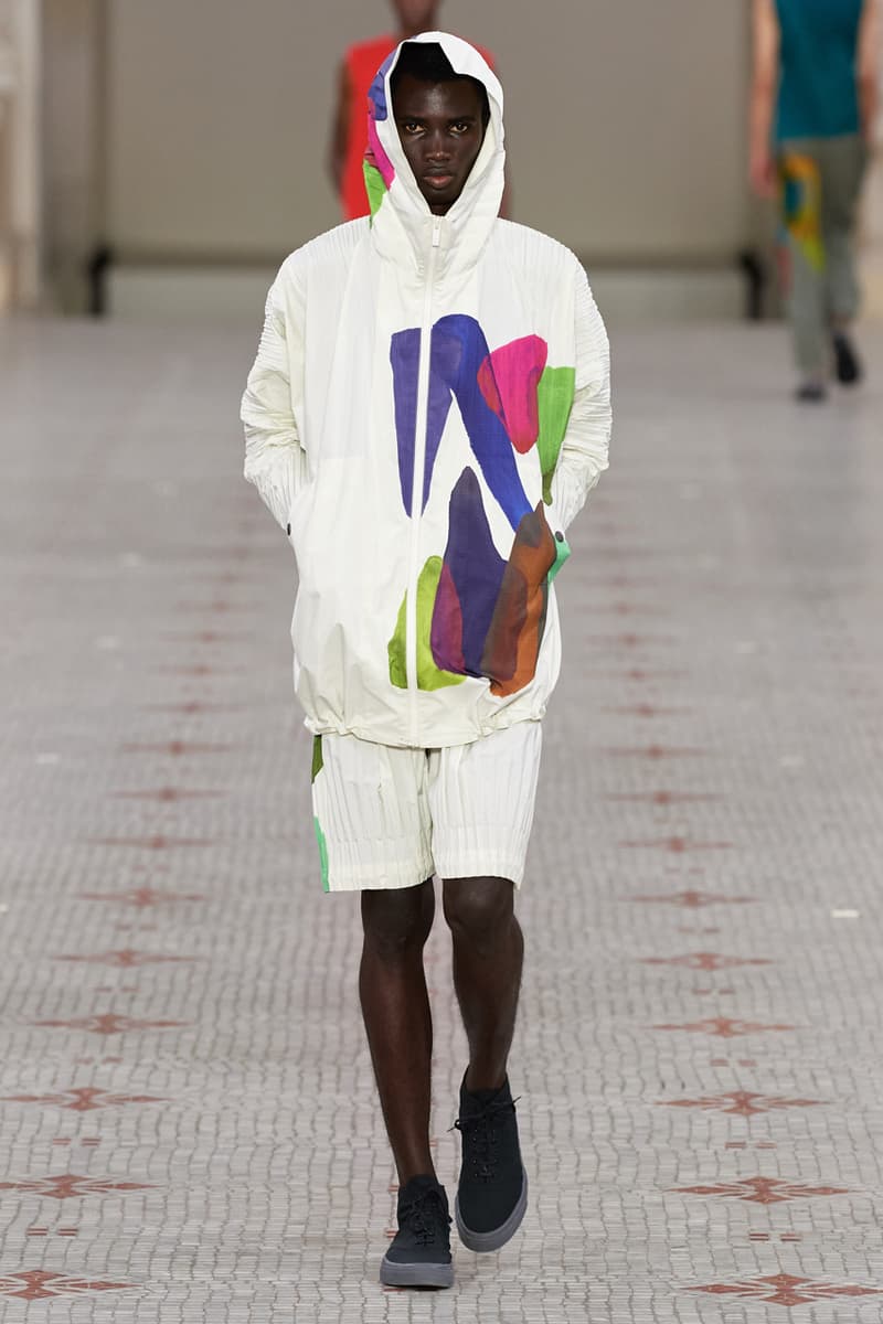 HOMME PLISSÉ ISSEY MIYAKE Spring Summer 2024 Runway Show Paris Fashion Week SS24 Collection