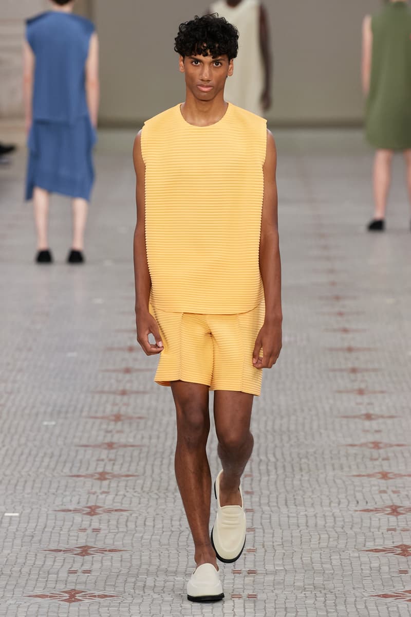 HOMME PLISSÉ ISSEY MIYAKE Spring Summer 2024 Runway Show Paris Fashion Week SS24 Collection