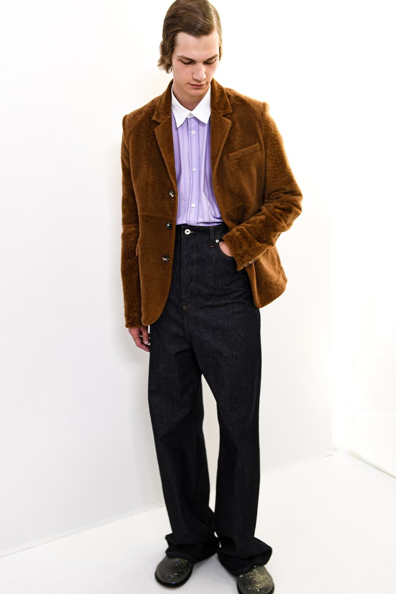Loewe SS24 Dazzles With Glitter jonathan anderson jw anderson glitter boys glamour glam runway catwalk paris fashion week spring/summer 2024 pfw