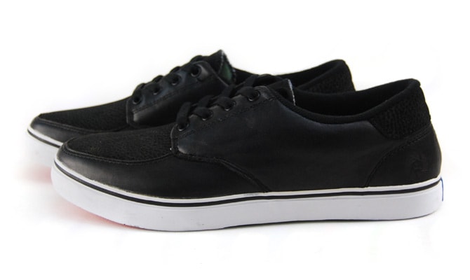 Lakai 2007 Holiday Collection