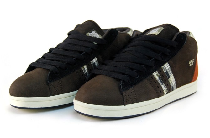 Lakai 2007 Holiday Collection