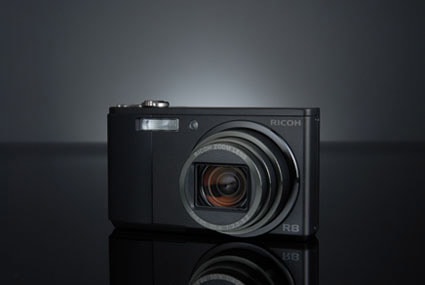 Ricoh Caplio R8