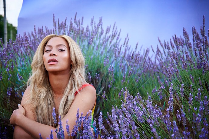 Beyoncé Covers 'BEAT' Magazine