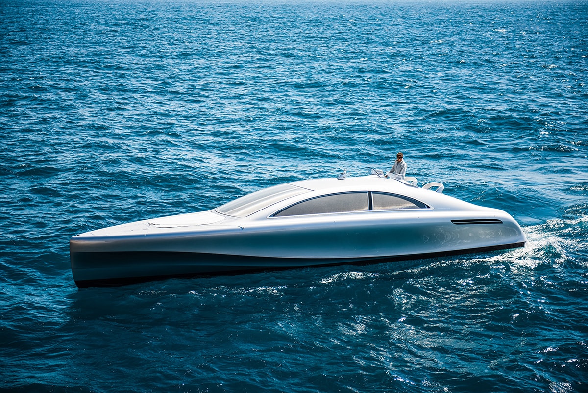 mercedes-benz-debuts-a-1-7-million-usd-luxury-yacht-000
