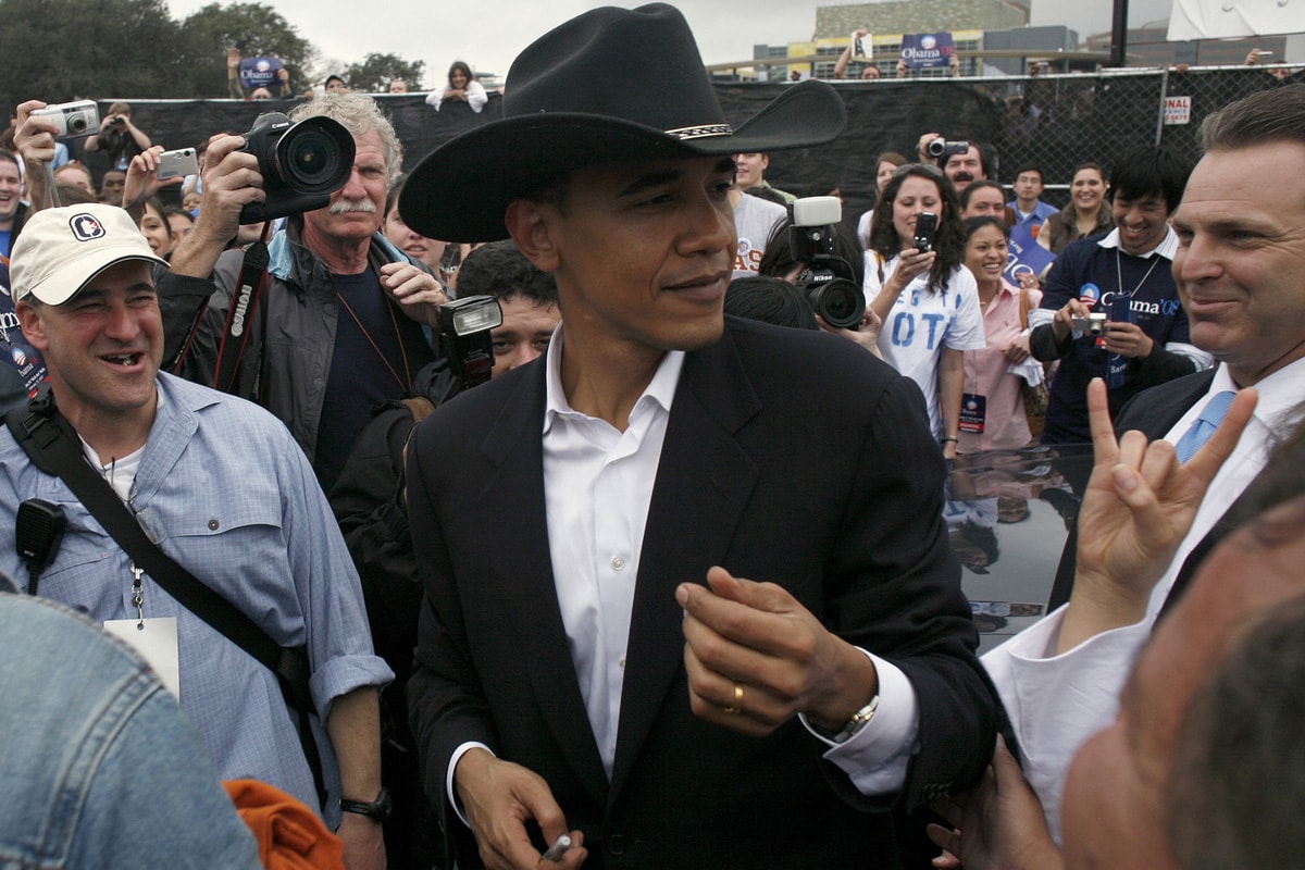 President Barack Obama's Most Stylish Moments POTUS Barry Michelle Obama FLOTUS Suits Normcore Dad Jeans Tan Suits Sunglasses athleisure