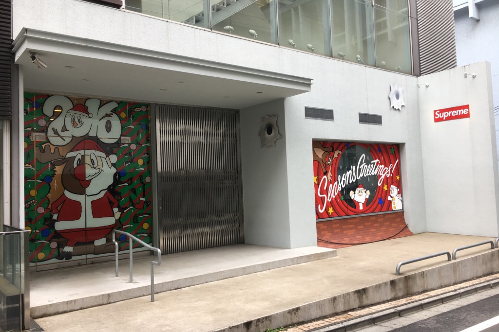 Supreme Japan Christmas Store Fronts