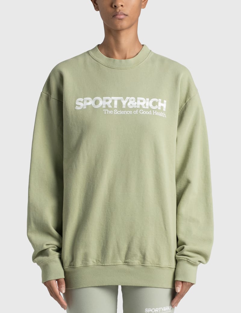 sporty and rich green sweatshirt