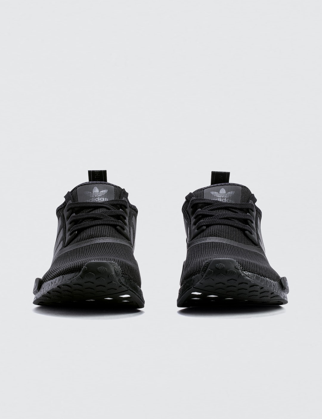 Modtagelig for Underlegen beskæftigelse Adidas Originals - NMD R1 "Triple Black" | HBX - Globally Curated Fashion  and Lifestyle by Hypebeast