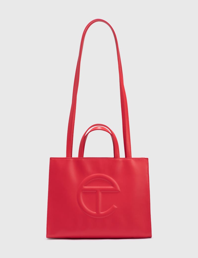telfar medium bolsa dimensions