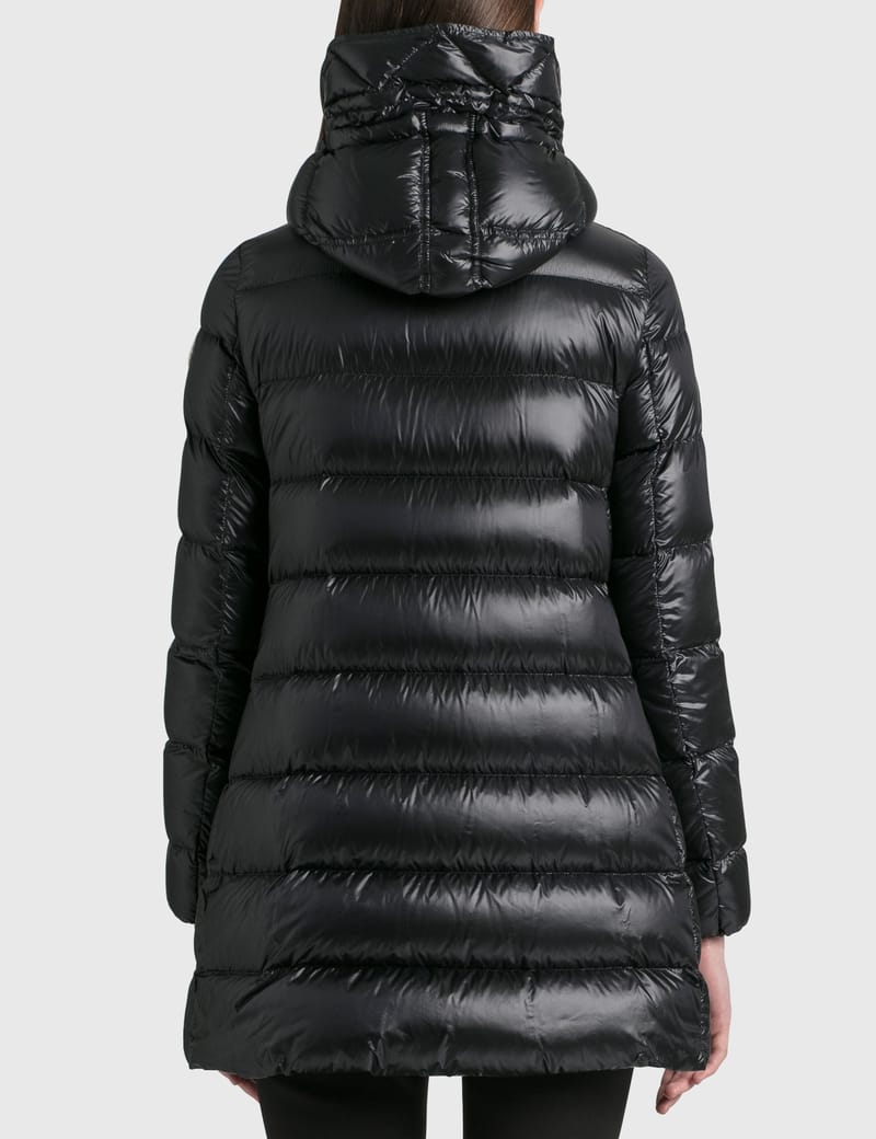 suyen moncler