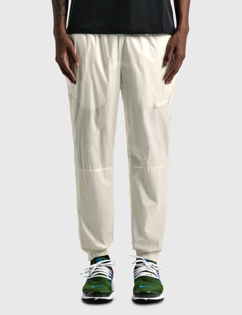 nike woven pants