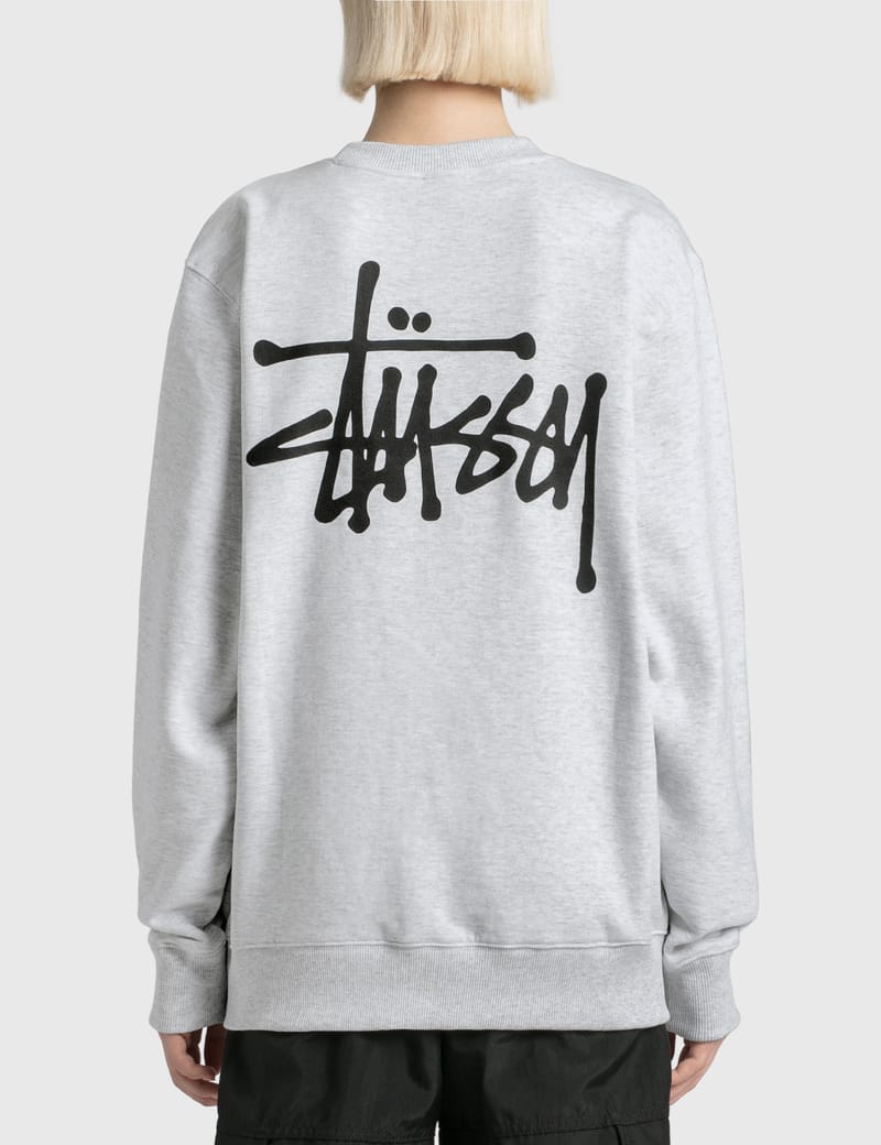 basic stussy crewneck