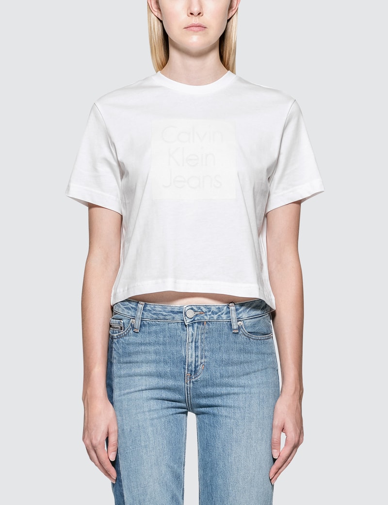 Image of Calvin Klein Jeans Cropped Logo S/S T-Shirt