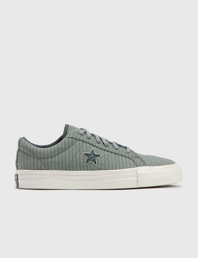 one star chambray dots