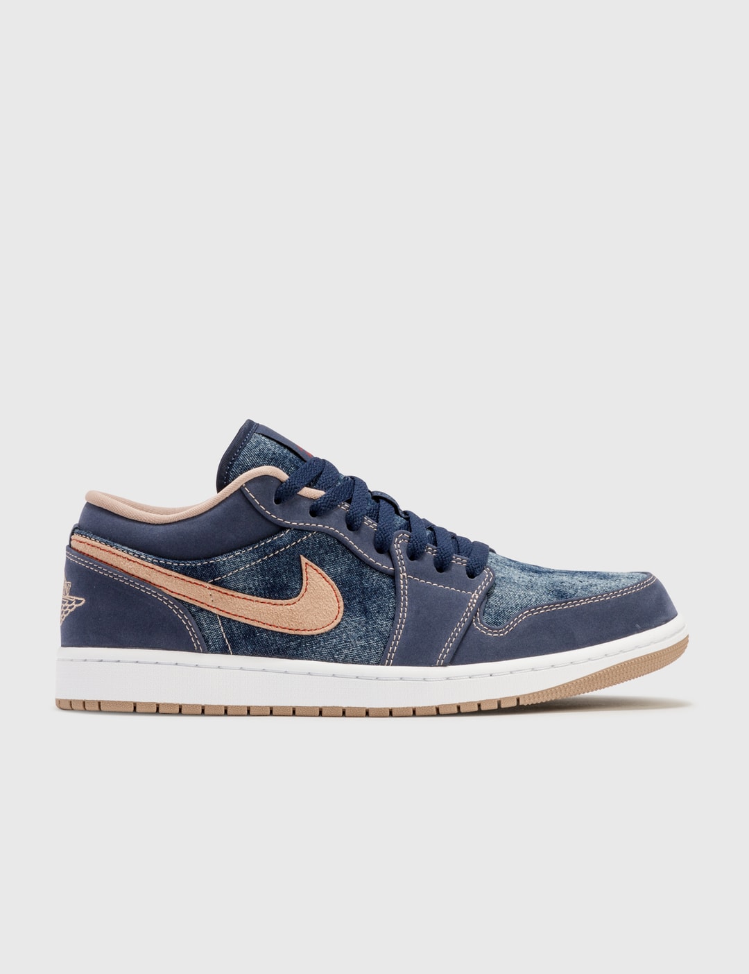 Nike Air Jordan 1 Low Se Hbx Globally Curated Fashion And Lifestyle By Hypebeast