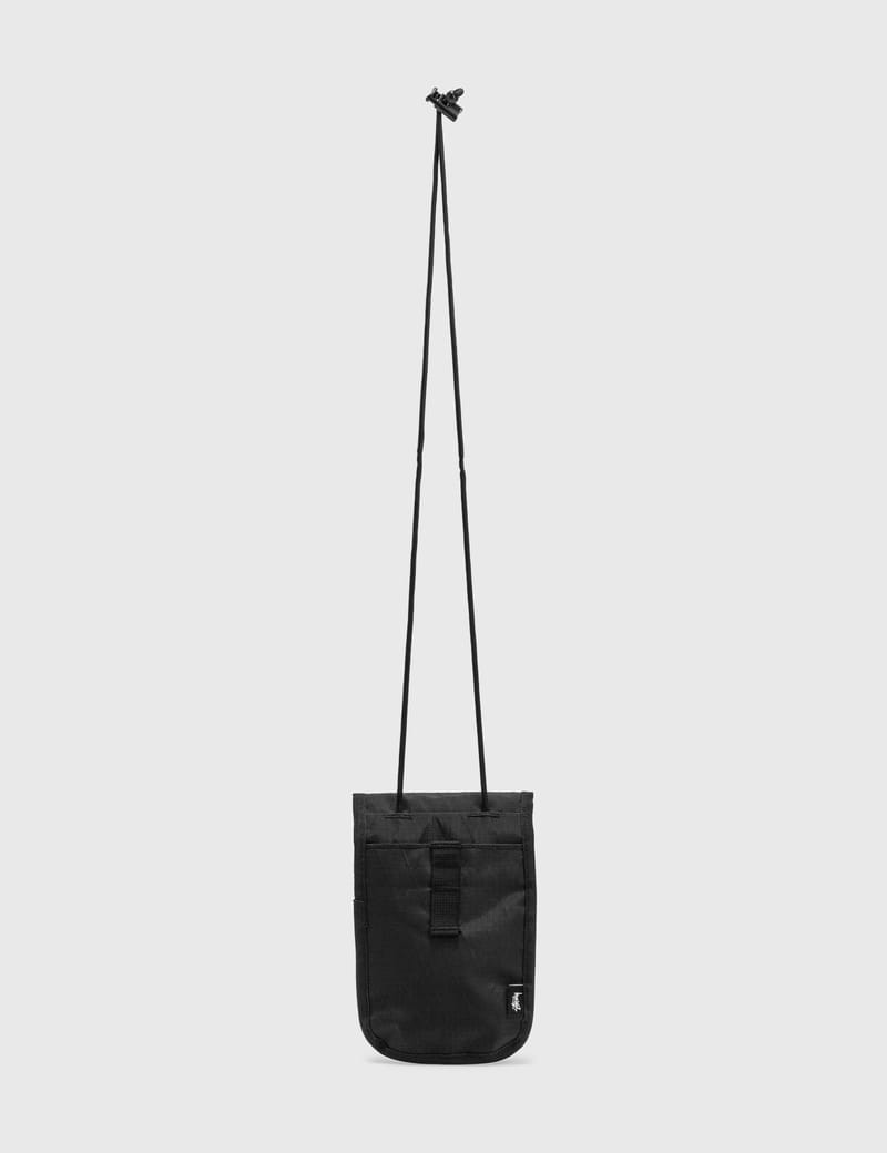 stussy travel bag