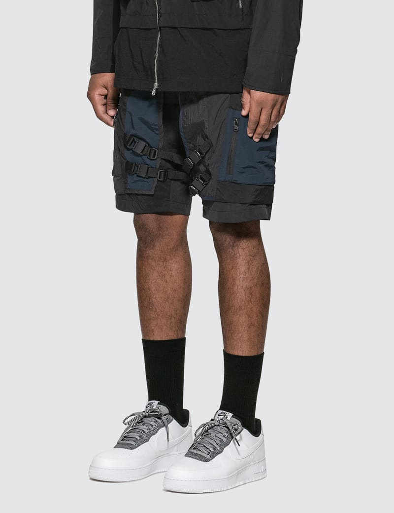 white mountaineering shorts