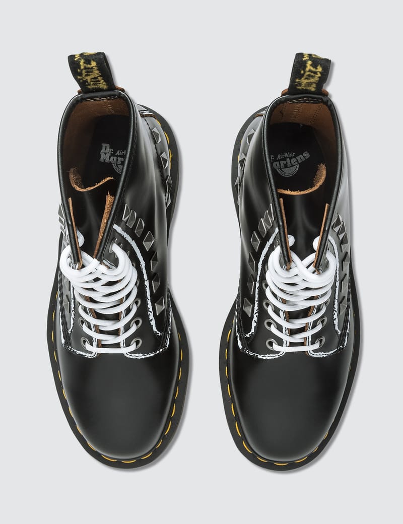 dr martens 1460 stud