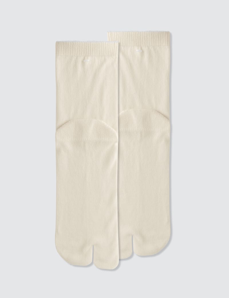 maison margiela tabi socks