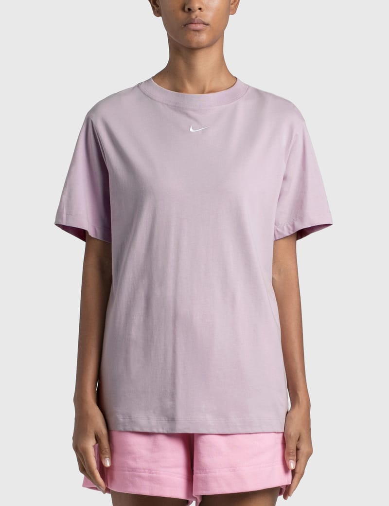lilac nike shirt