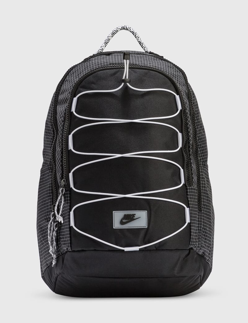 nike backpack with chest strap