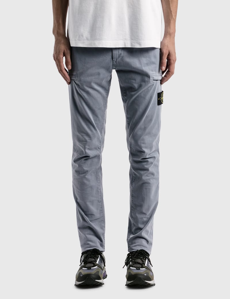 zippered cargo pants