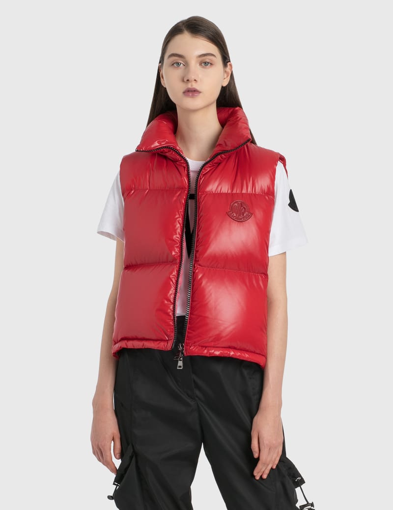 red moncler gilet