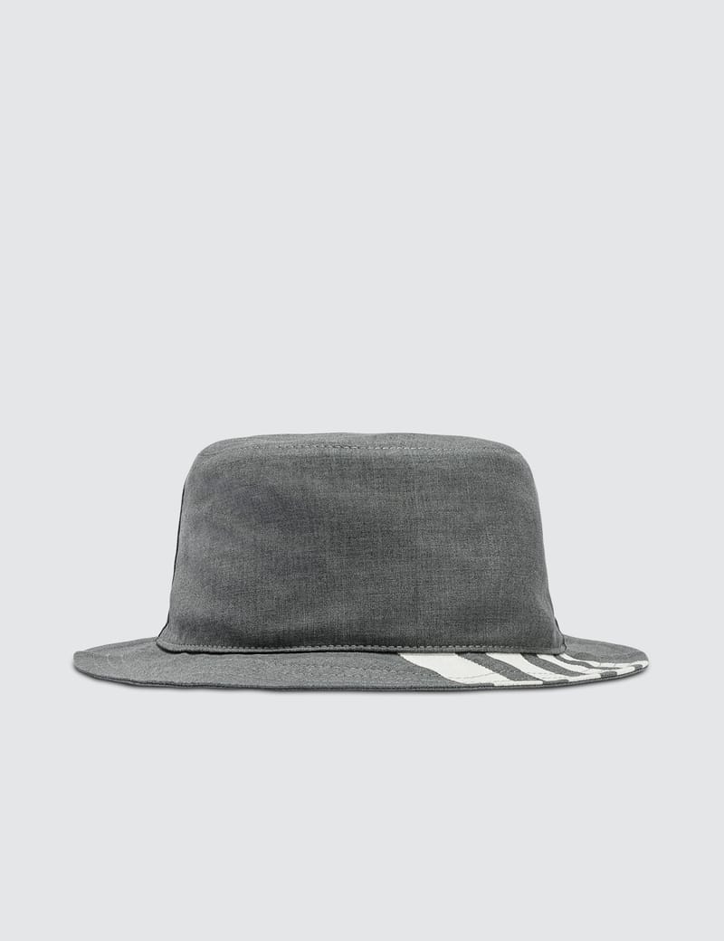 thom browne bucket hat