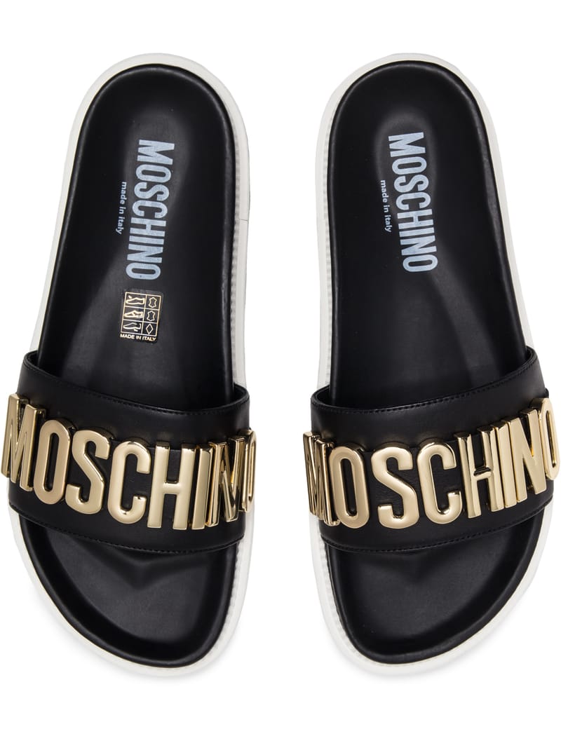 moschino flip flops