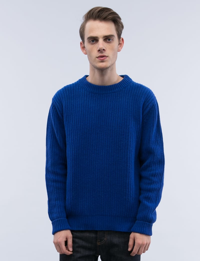 echo sweater