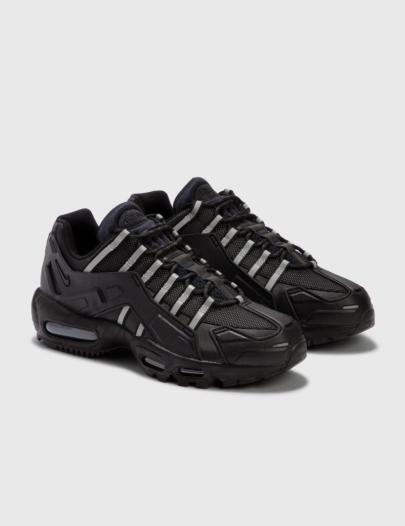 am 95 black