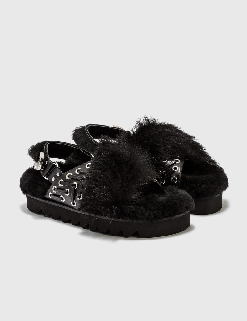 Image of Toga Pulla Puffer Sliders With Fur