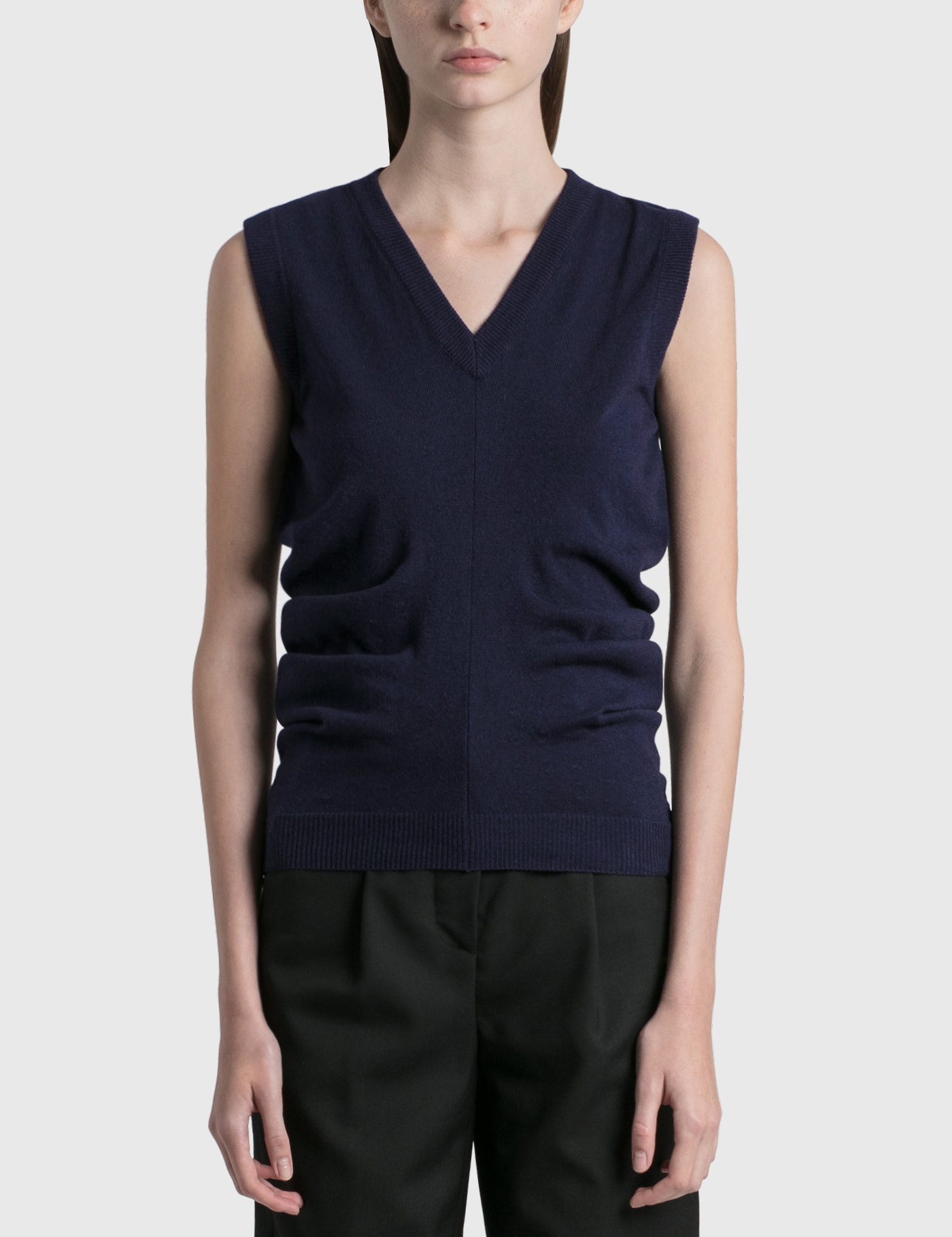 Maison Margiela Firm Knit Vest In Blue