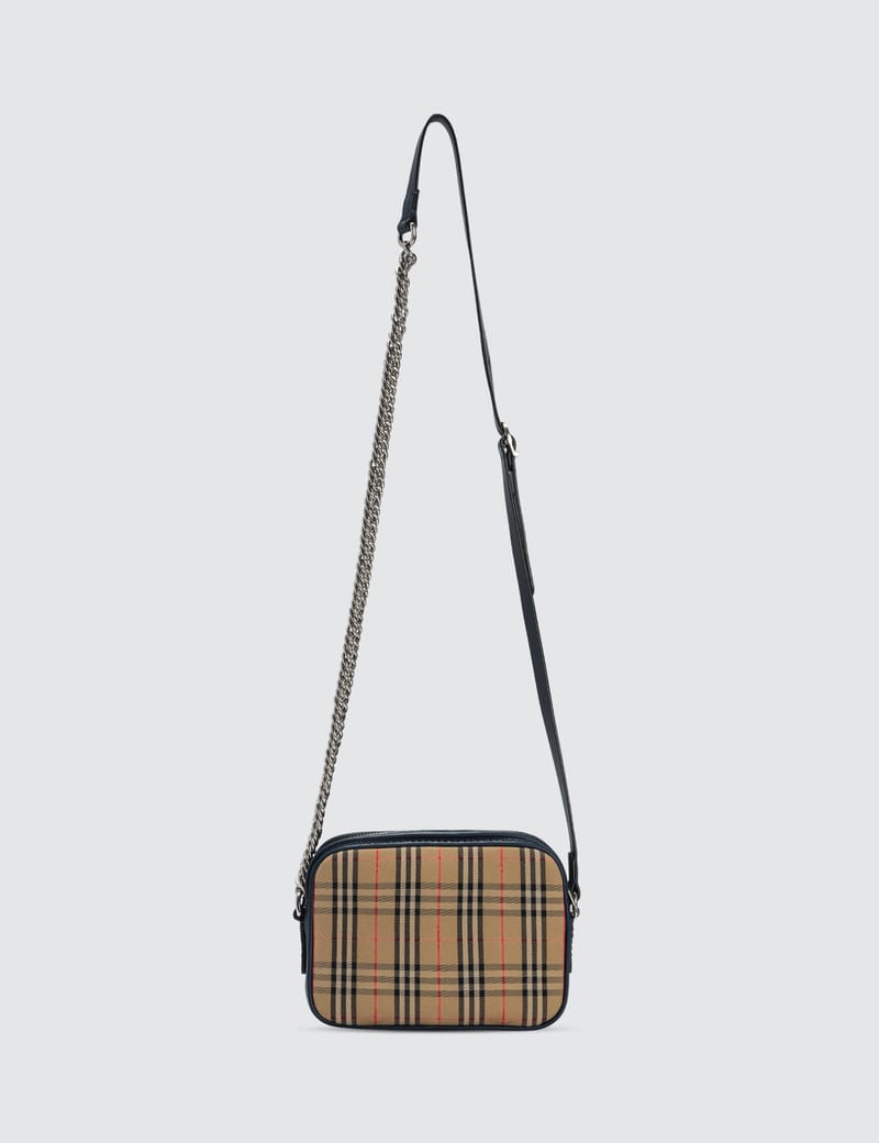 burberry 1983 check link camera bag