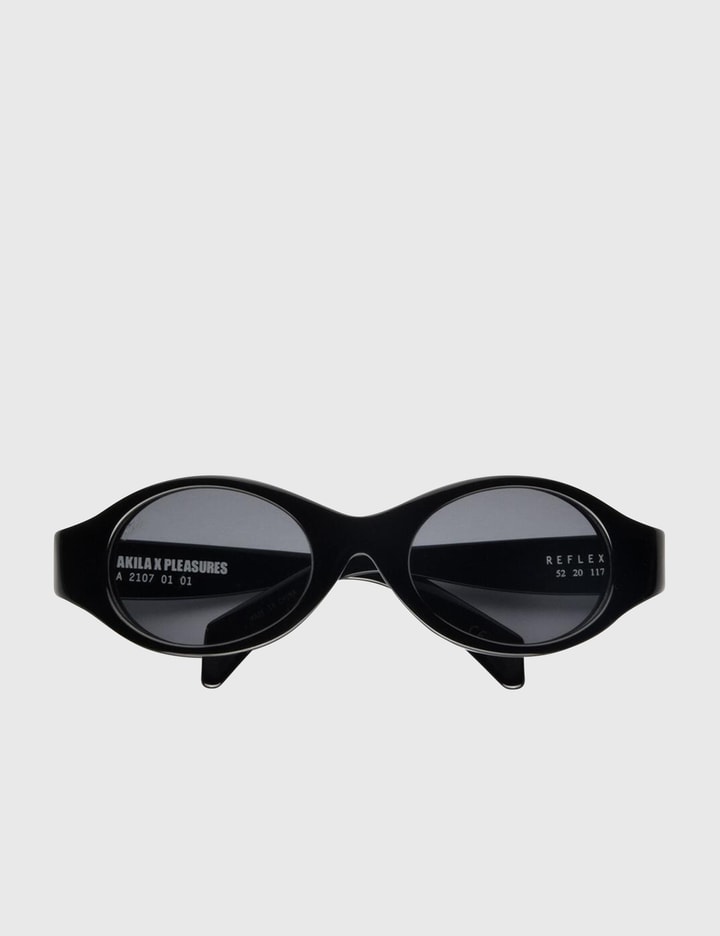 マクロン大統領が尾田栄一郎から One Piece の原画を貰う Hypebeast Jp マクロン大統領が尾田栄一郎から One Piece の原画を貰う Hypebeast Jp