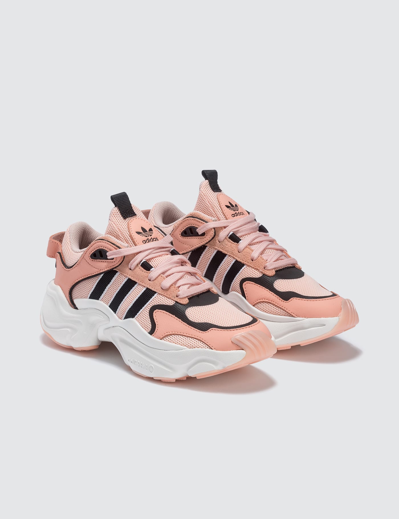 magmur runner shoes glow pink