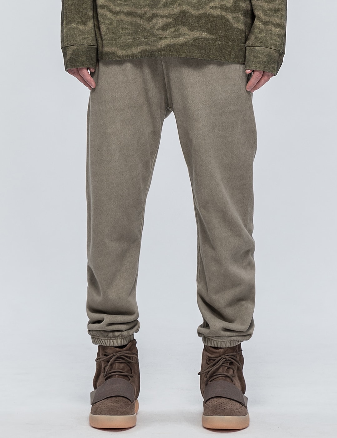 Yeezy Season 3 Fleece Sweatpants Hbx Globally Curated Fashion And Lifestyle By Hypebeast Yeezy Season 3 Fleece Sweatpants Hbx Globally Curated Fashion And Lifestyle By Hypebeast