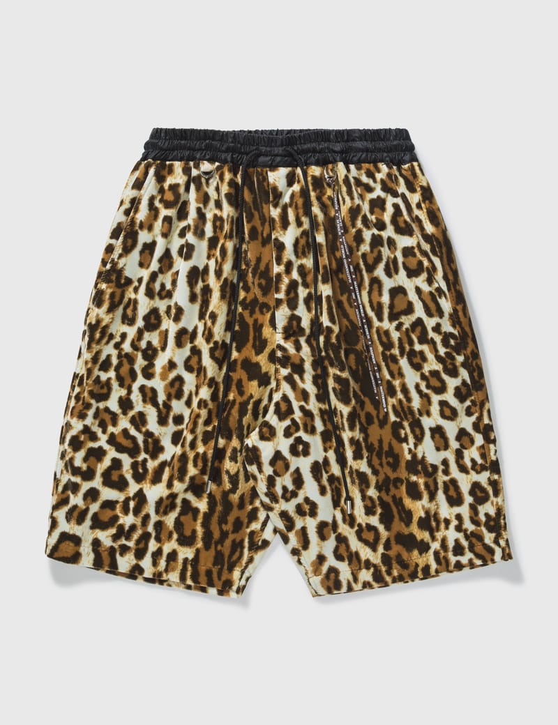 supreme leopard shorts