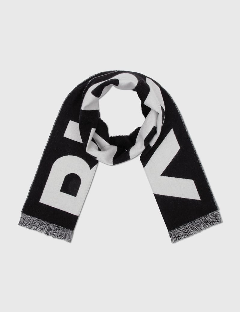 burberry jacquard logo scarf