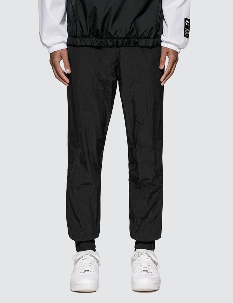 nike windbreaker sweatpants