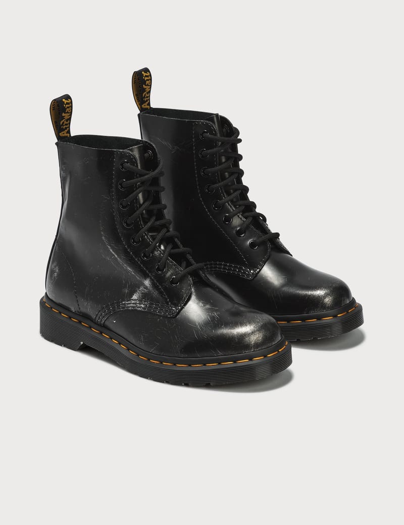 doc martens x off white