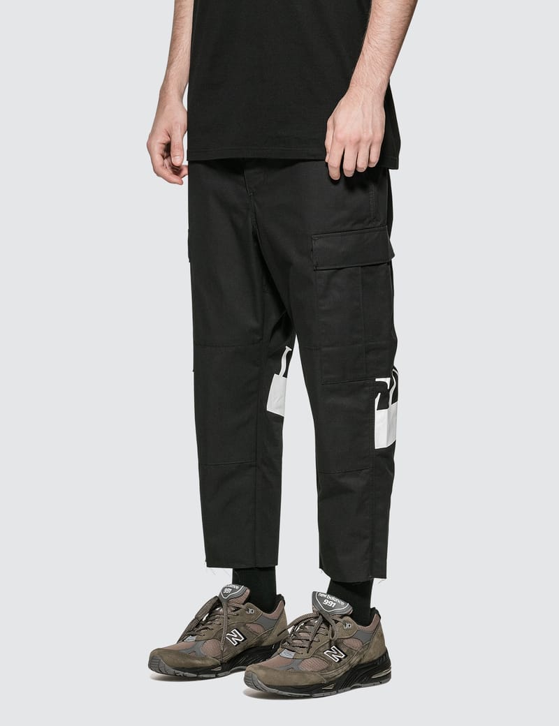 cut off cargo pants