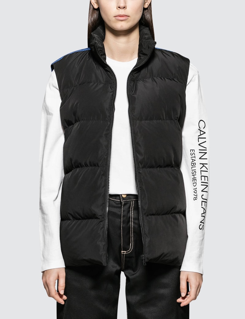 Image of CALVIN KLEIN JEANS EST. Back Printed Down Puffer Vest