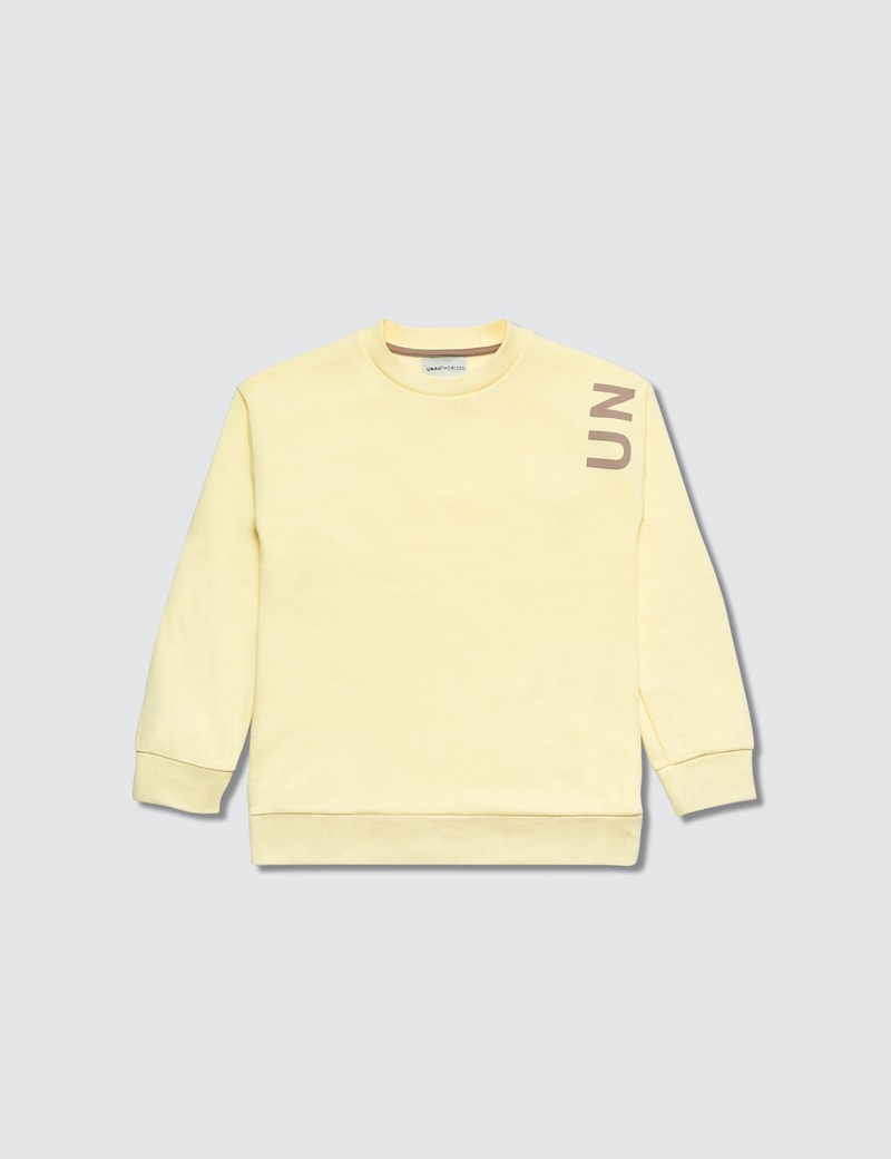 Image of Unauthorized Aksel Blouse